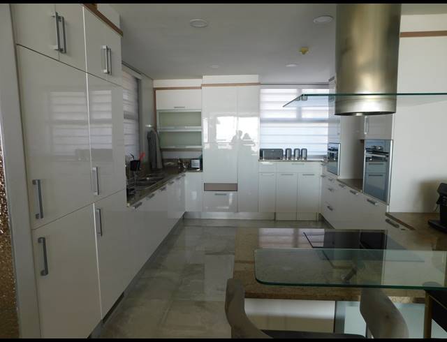3 BEDROOM APARTMENT FOR SALE IN POINT WATERFRONT